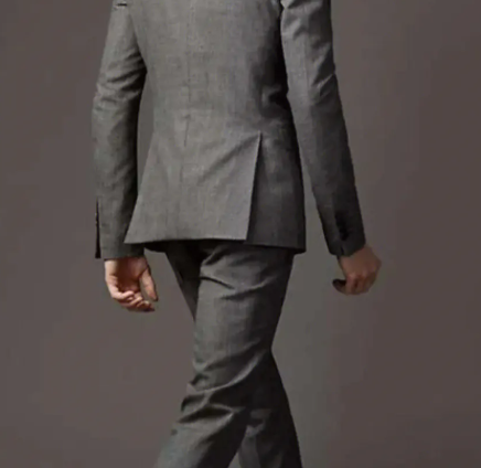 西服定做 雙開(kāi)叉西服